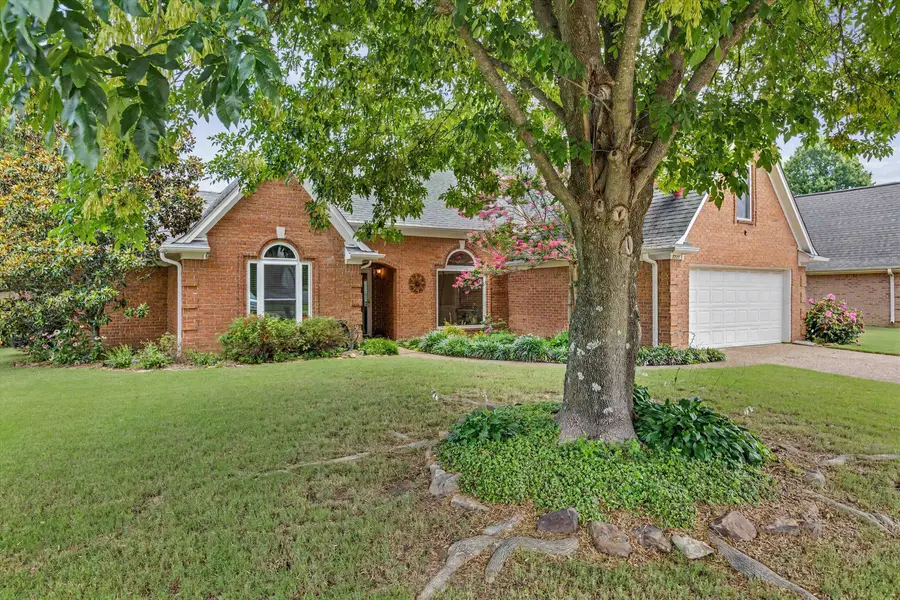 7228 SHADY OAKS DR, Bartlett, TN 38133 - #2