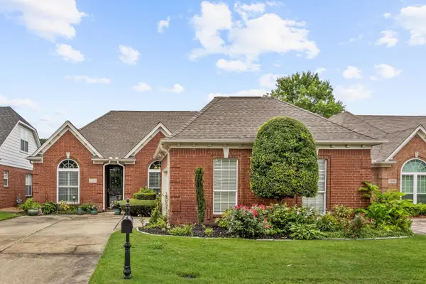 5560 FOUNTAIN BAY DR, Memphis, TN 38120