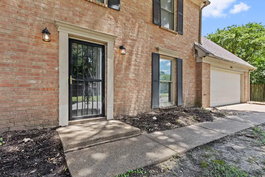 856 WOOD SHADOWS DR, Cordova, TN 38018 - #2