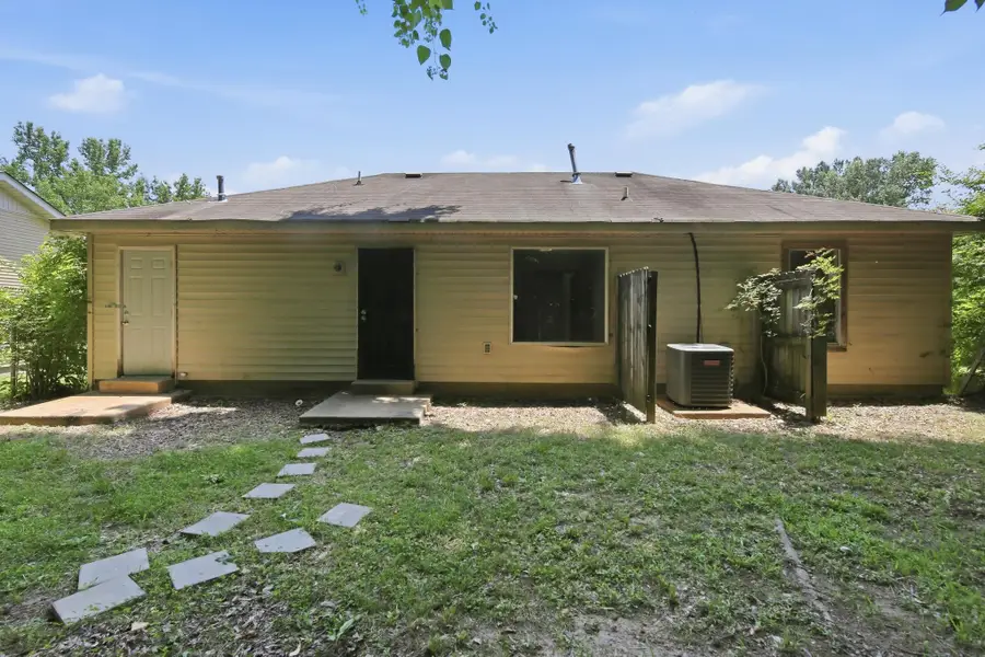 3831 BLACK FORREST DR, Memphis, TN 38128 - #3