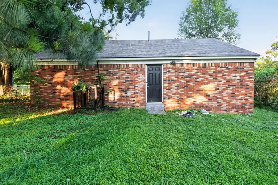 3953 MCCAIN RD, Memphis, TN 38109 - #3
