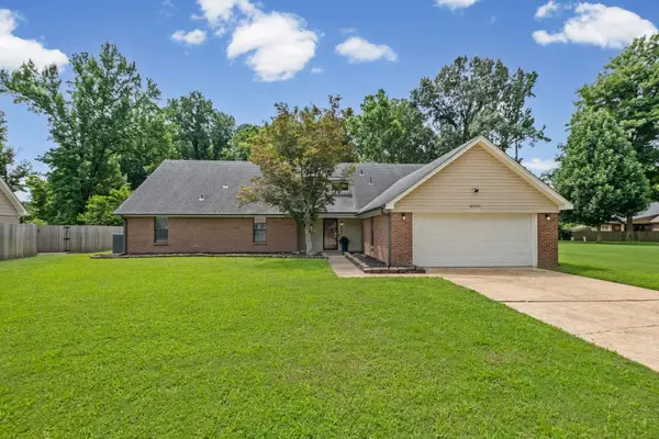 8001 CLAREDALE DR, Bartlett, TN 38133