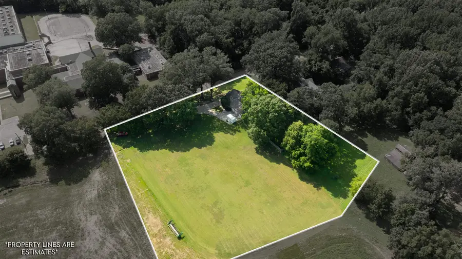 6270 W AMHERST RD, Millington, TN 38053 - #2