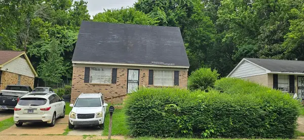 3699 SKYLARK DR, Memphis, TN 38109