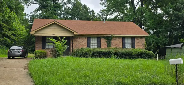 1056 WALK RD, Memphis, TN 38109