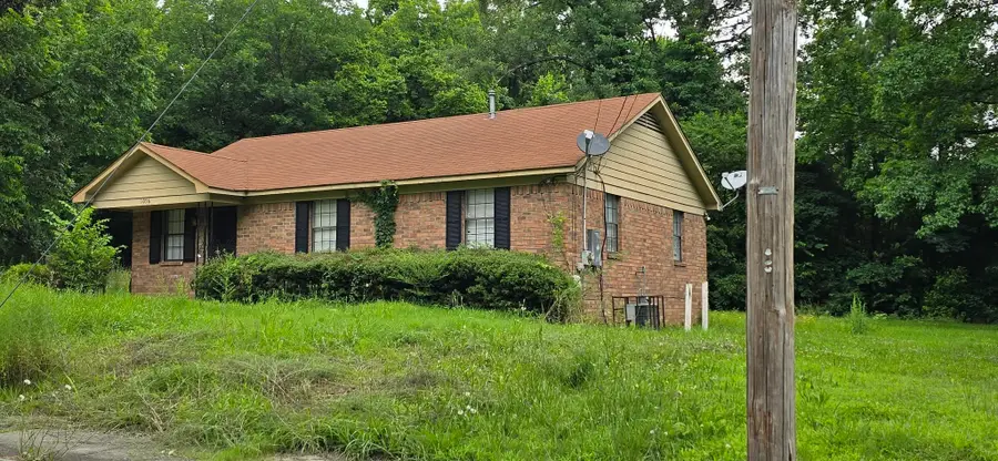 1056 WALK RD, Memphis, TN 38109 - #2