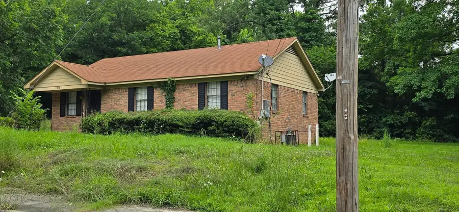 1056 WALK RD, Memphis, TN 38109 - #3