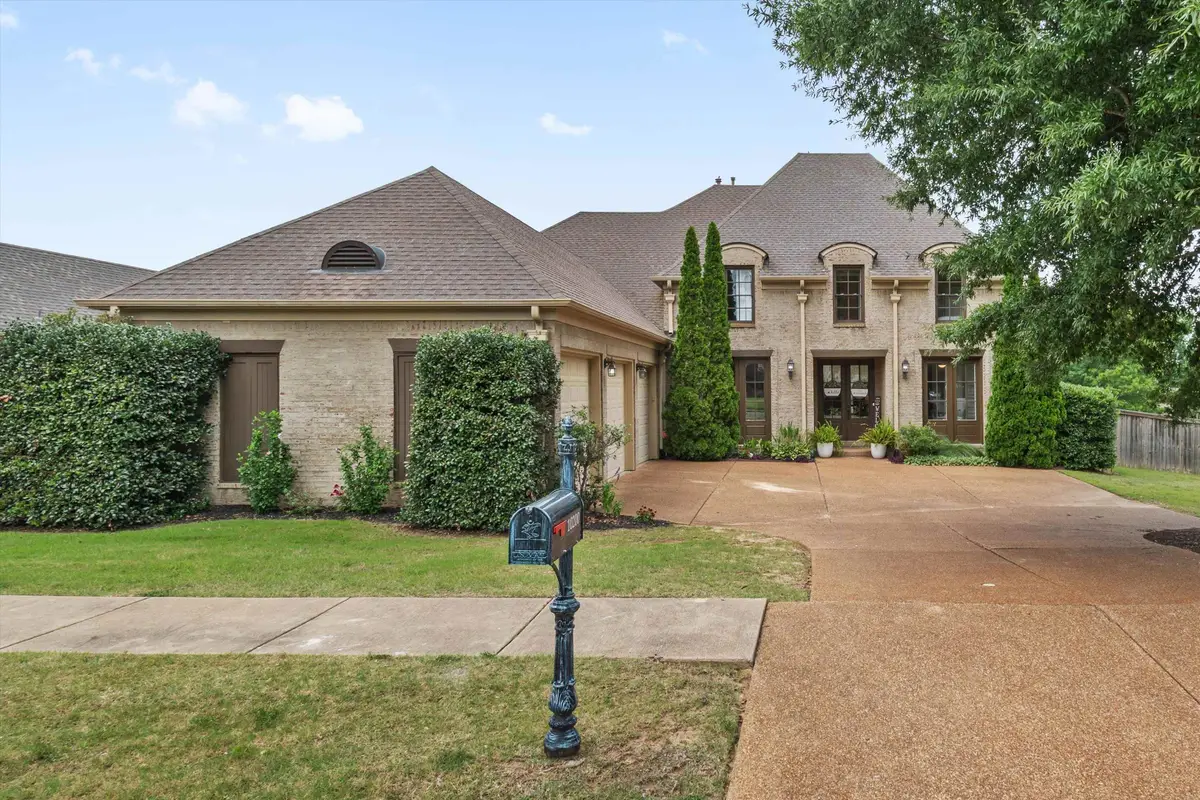 10200 IVY OAK DR, Lakeland, TN 38002 - #1