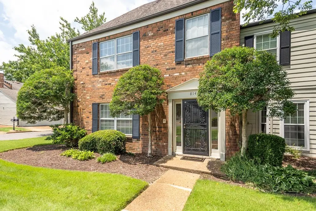 8145 HUNTERS GROVE LN, Germantown, TN 38138 - #1