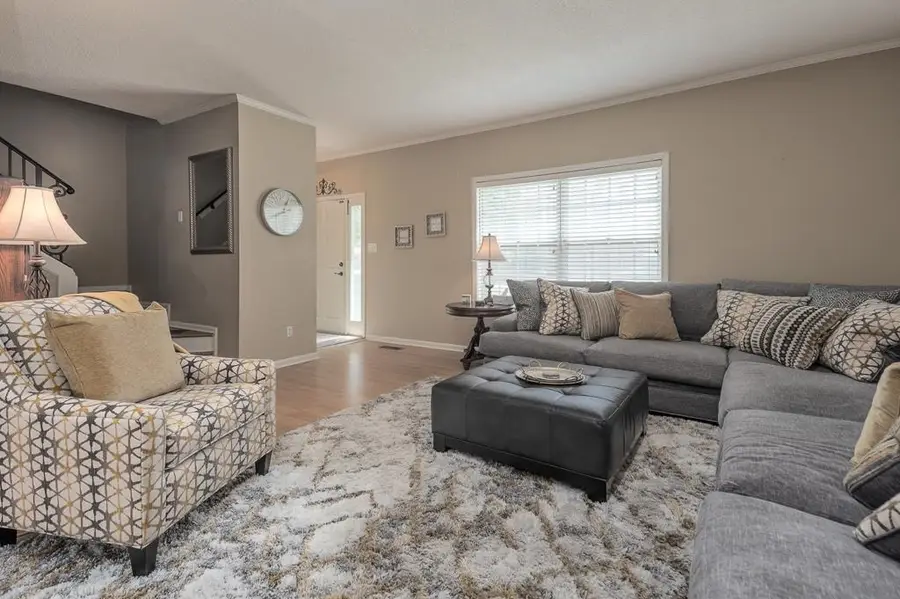 8145 HUNTERS GROVE LN, Germantown, TN 38138 - #2
