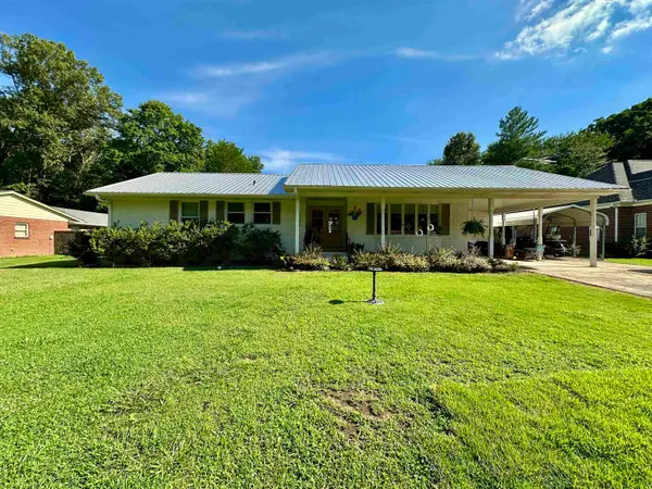 115 ROLLING OAKS DR, Somerville, TN 38068