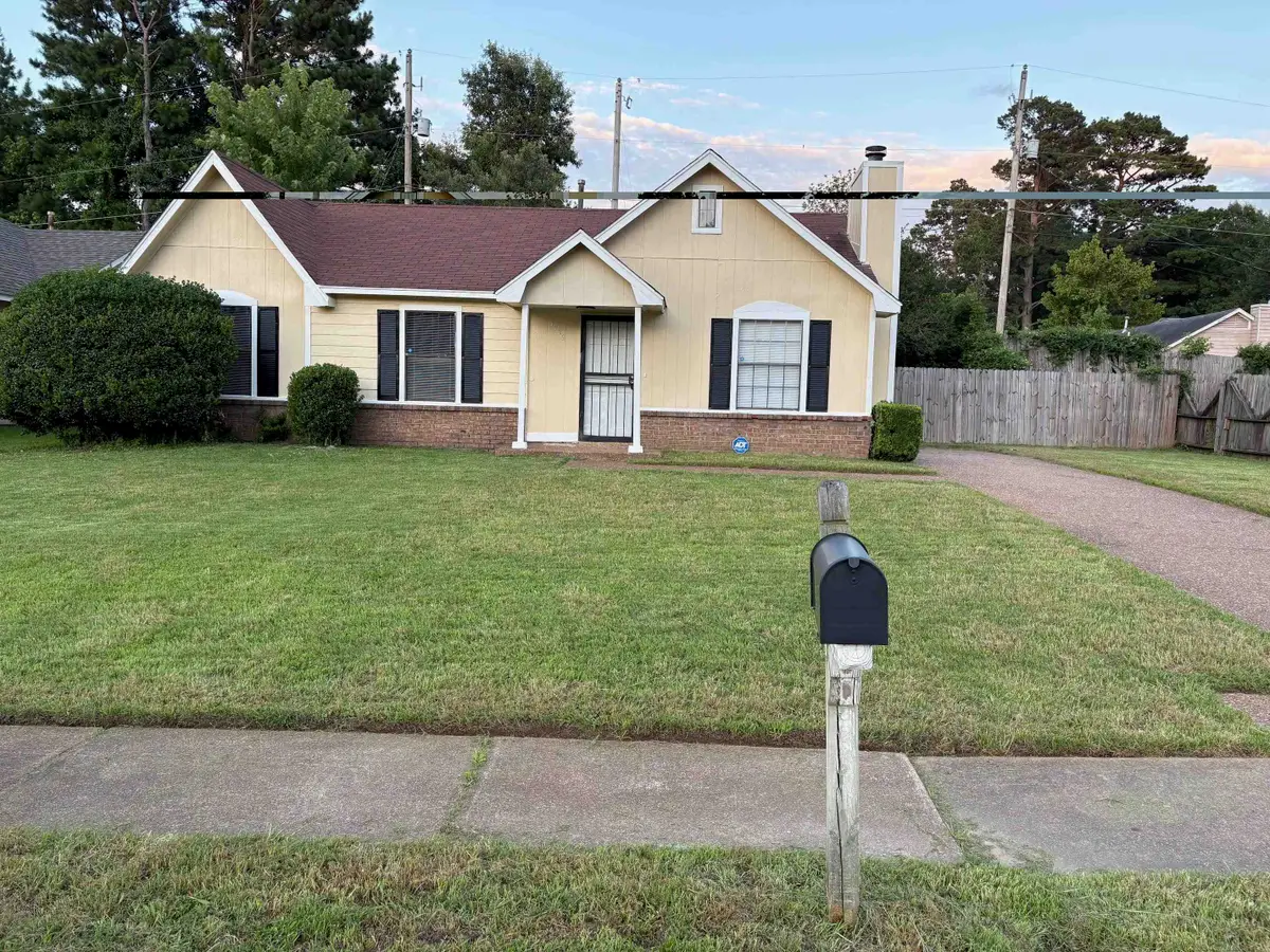 4302 ROSSWOOD DR, Memphis, TN 38128 - #1