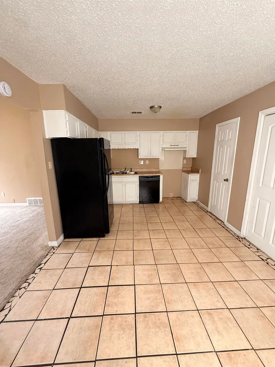 4302 ROSSWOOD DR, Memphis, TN 38128 - #3