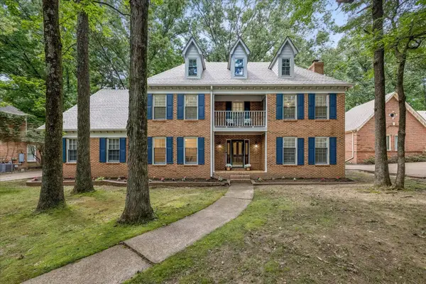 8670 RIVERWOOD FARMS PKY, Memphis, TN 38016