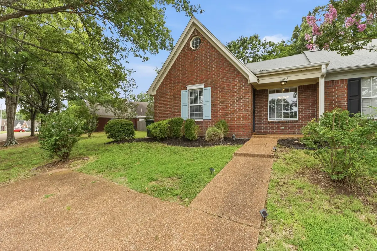 6608 SUNGATE DR S, Bartlett, TN 38135 - #1