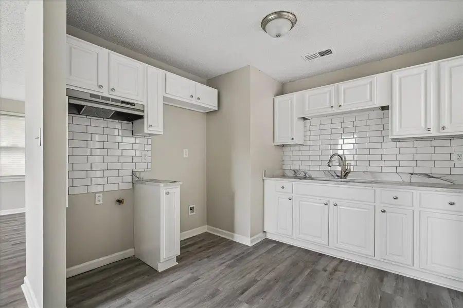 2518 MANCHESTER RD, Memphis, TN 38114 - #2