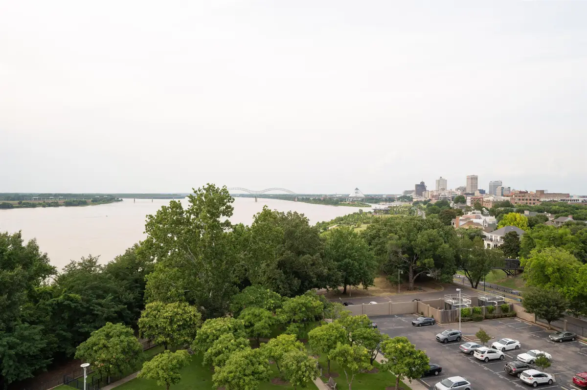 655 RIVERSIDE DR #801, Memphis, TN 38103 - #1