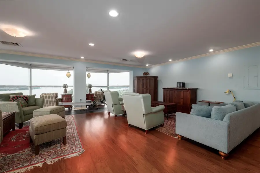 655 RIVERSIDE DR #801, Memphis, TN 38103 - #3