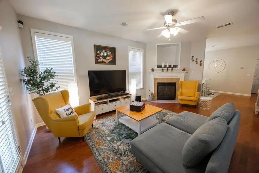 1387 E ISLAND PL E, Memphis, TN 38103 - #2