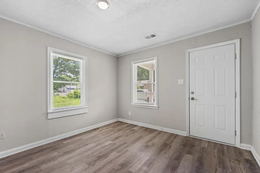 1621 OAKWOOD ST, Memphis, TN 38108 - #2