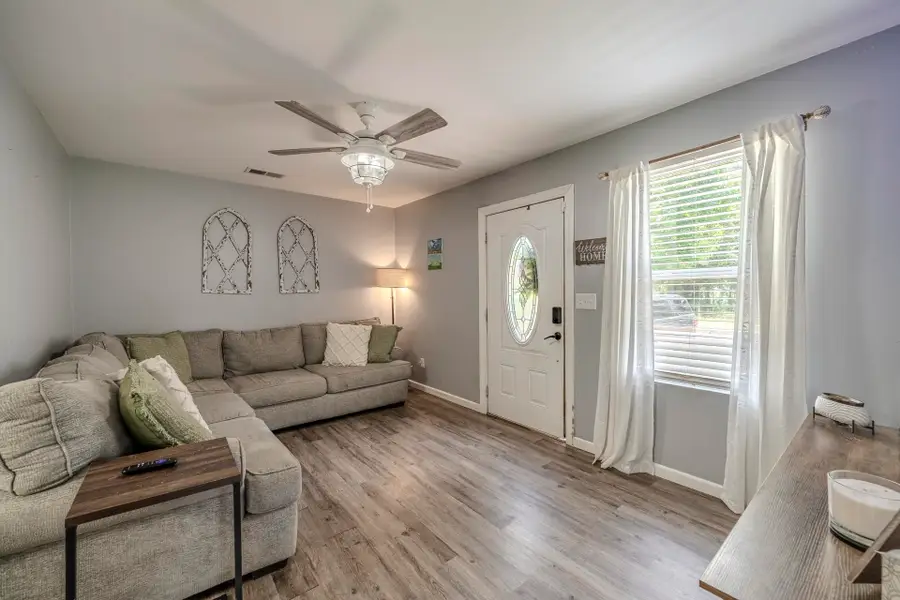 143 TACKETT LN, Savannah, TN 38372 - #3