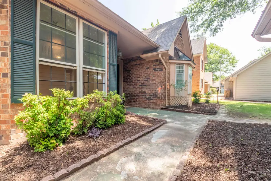 6684 PONDVIEW CV, Memphis, TN 38119 - #2