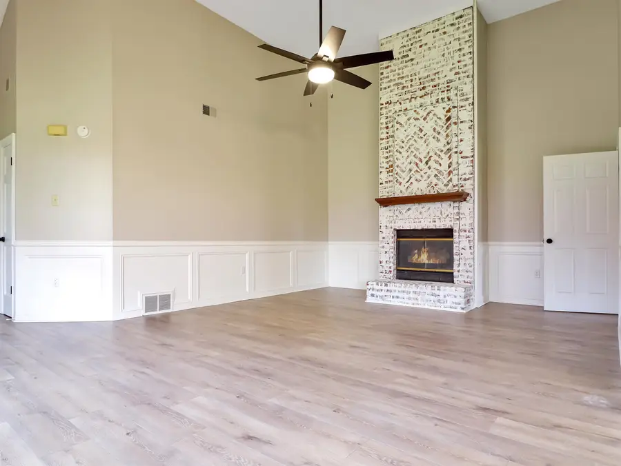 282 BENDIGO DR, Cordova, TN 38018 - #2