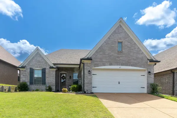 65 BRIAR HOLLOW LN, Oakland, TN 38060
