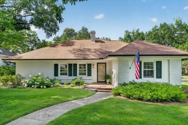 3725 N WOODLAND DR, Memphis, TN 38111