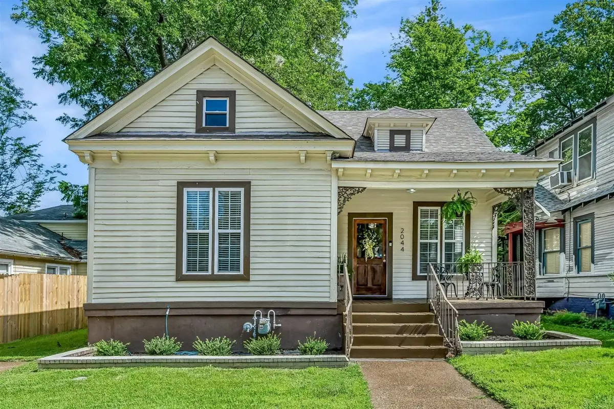 2044 VINTON AVE, Memphis, TN 38104 - #1