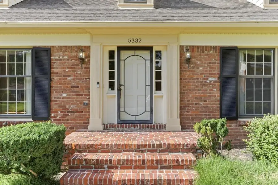 5332 SOUTHWOOD DR, Memphis, TN 38120 - #2