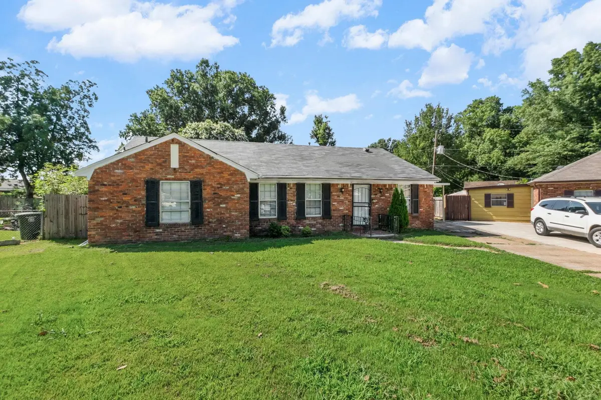 4616 CHANCELLOR CV, Memphis, TN 38118 - #1