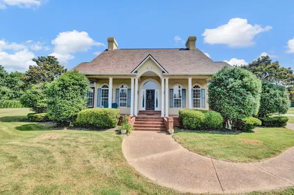 914 BEAVER CREEK RD, Brighton, TN 38011