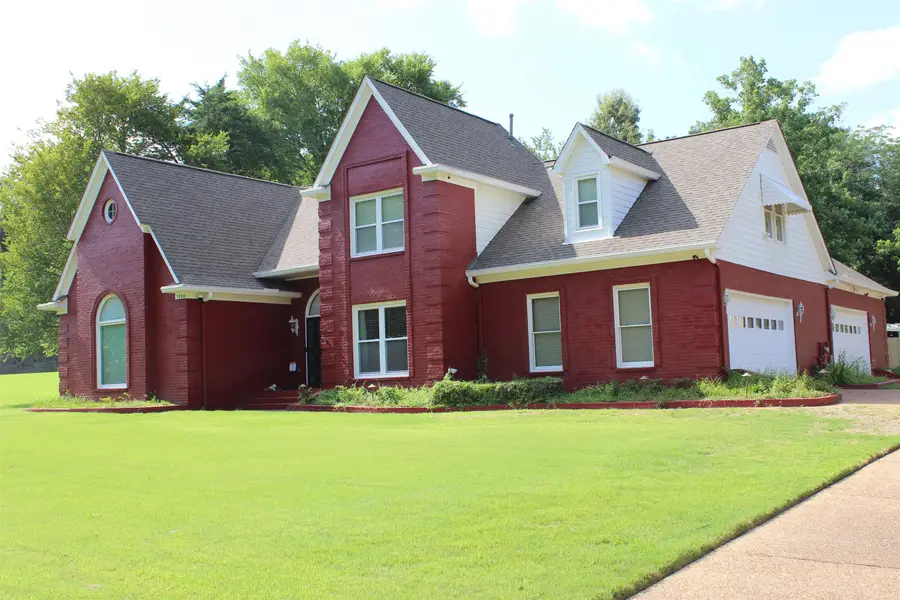 7584 FOSTER RIDGE RD, Germantown, TN 38138 - #2