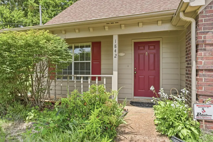 1842 BLACK BEAR CIR E, Cordova, TN 38016 - #3