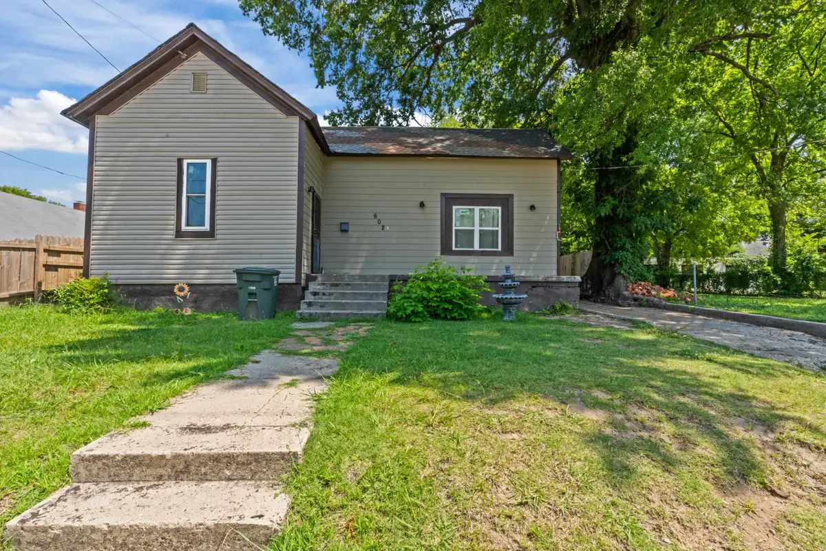 602 E MCLEMORE AVE, Memphis, TN 38106 - #1