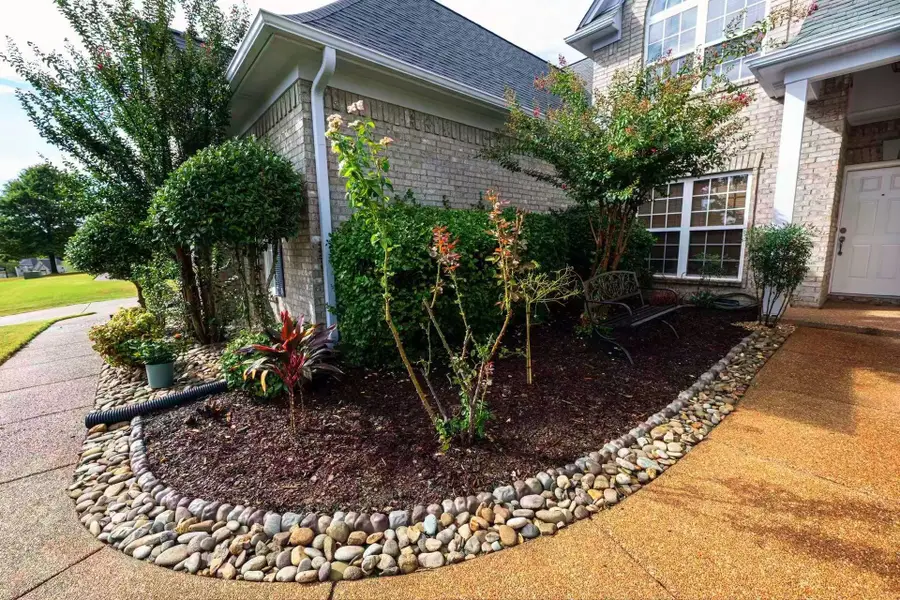 9374 LAUREL HILL DR, Lakeland, TN 38002 - #2