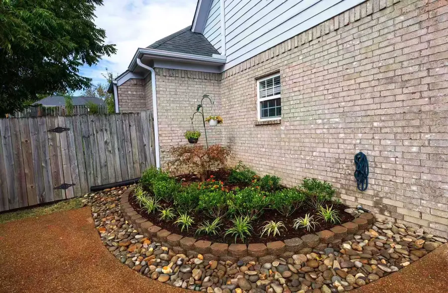 9374 LAUREL HILL DR, Lakeland, TN 38002 - #3