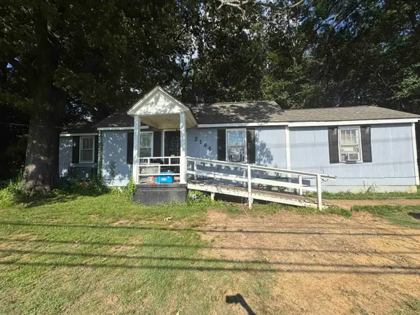 2166 THOMAS RD, Memphis, TN 38134