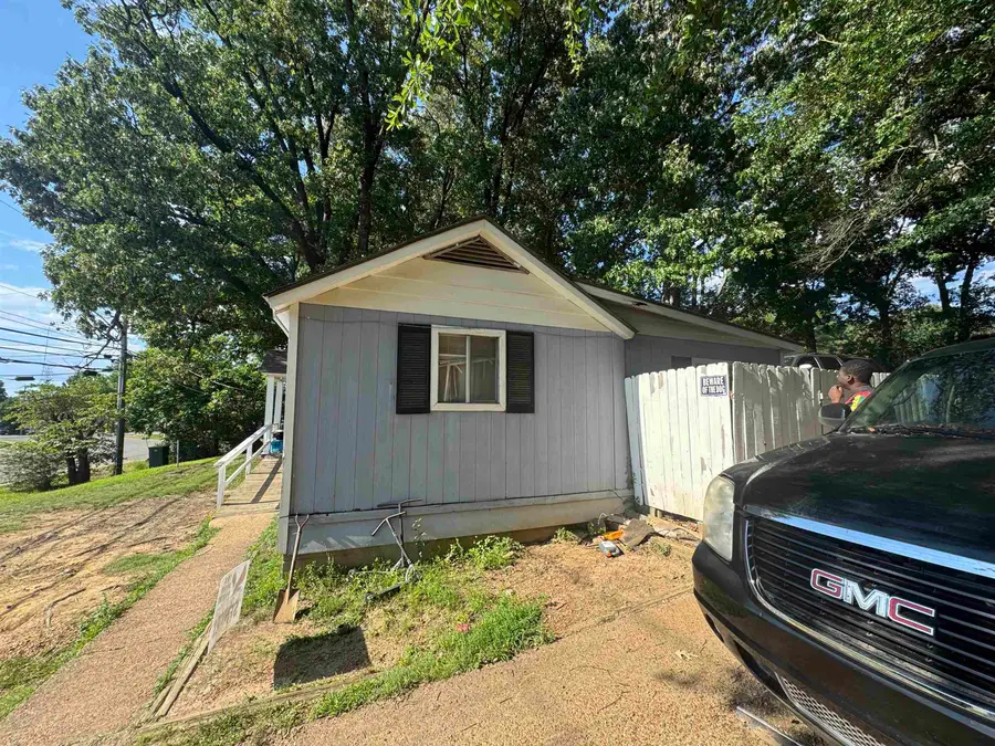 2166 THOMAS RD, Memphis, TN 38134 - #3