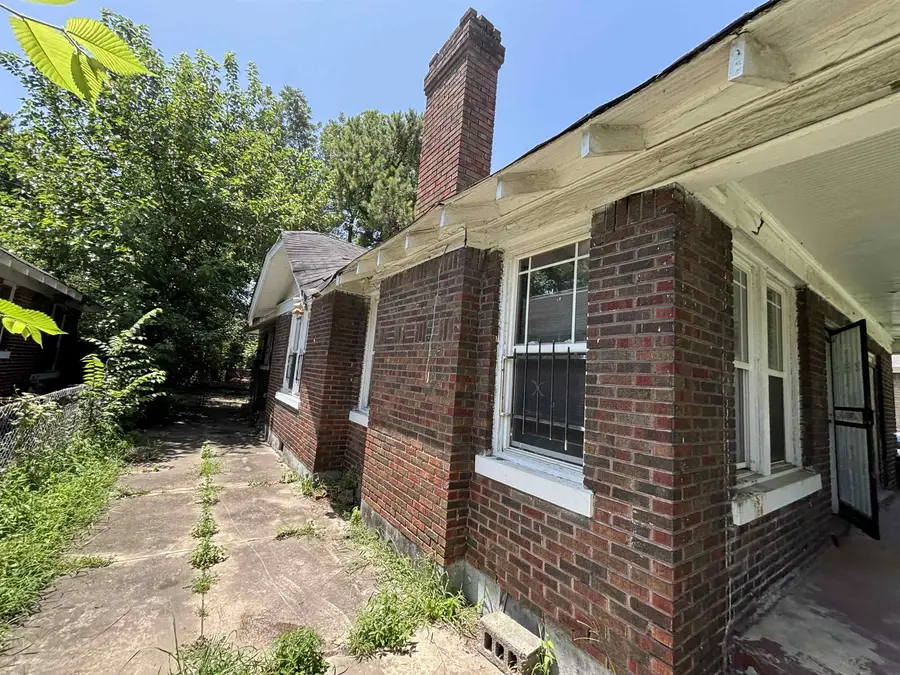 1587 WALKER AVE, Memphis, TN 38114 - #2