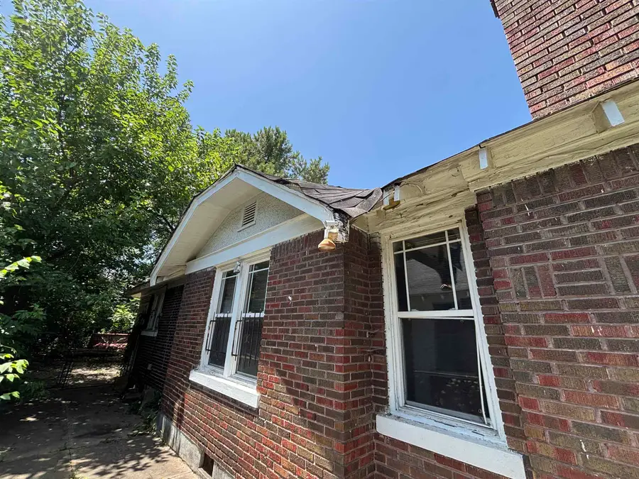 1587 WALKER AVE, Memphis, TN 38114 - #3