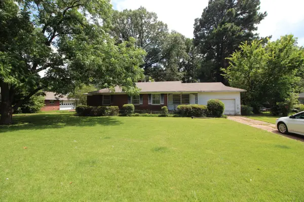 1079 ALDEN RD, Memphis, TN 38116