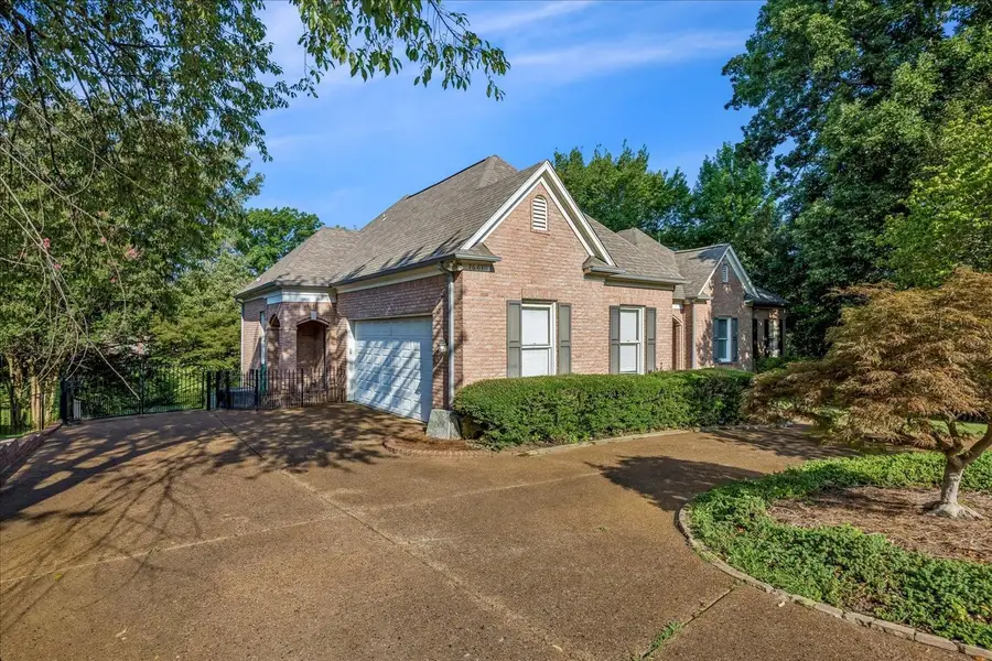 7661 SPIRIT LAKE CV, Cordova, TN 38016 - #2