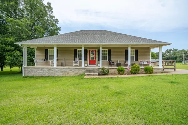 240 ROSEWOOD DR, Savannah, TN 38372