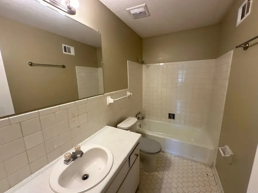 2574 ST ELMO AVE, Memphis, TN 38127 - #3
