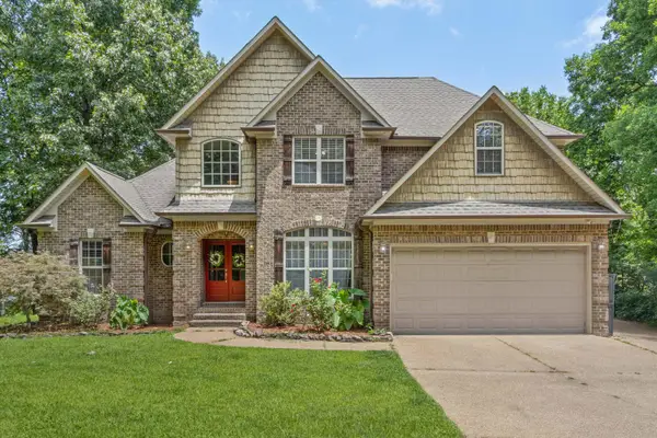 104 SPRINGBROOK DR, Jackson, TN 38305-6230
