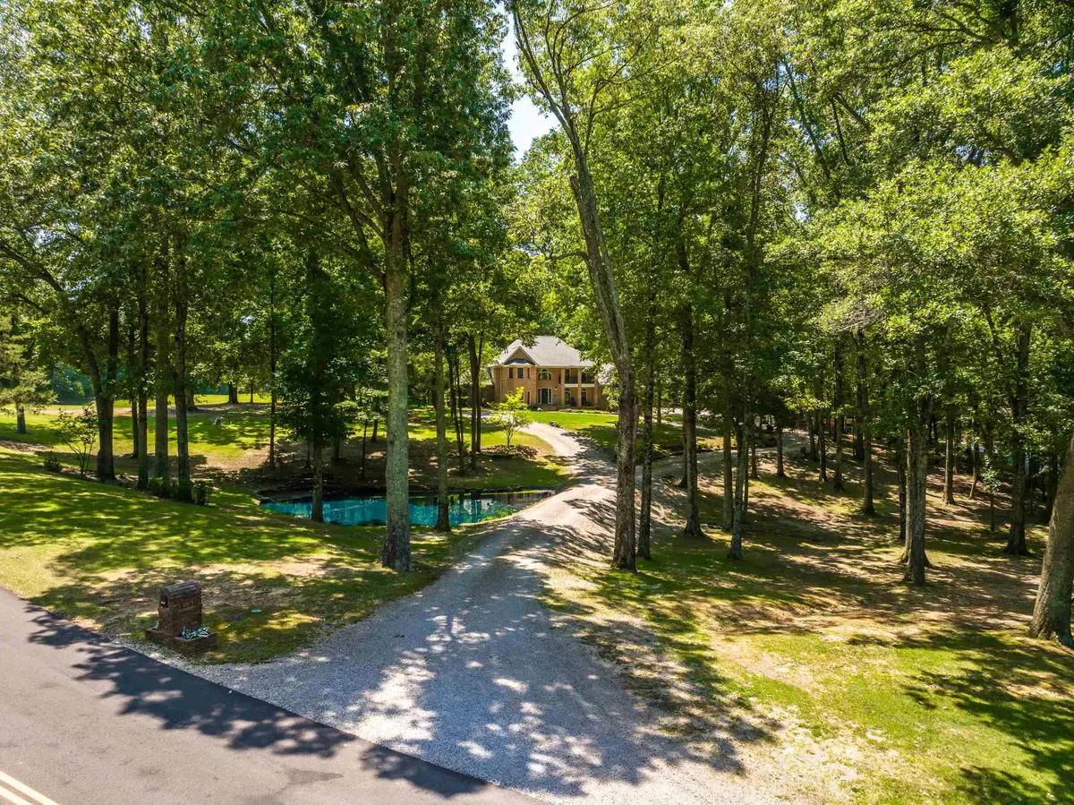 10575 PLANTATION WOODS DR, Lakeland, TN 38002 - #1