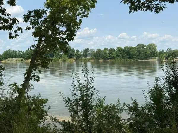 330 NASH LANDING LN, Counce, TN 38326