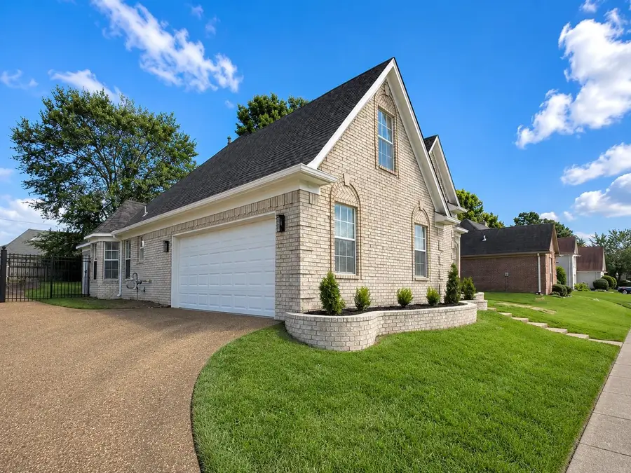 5496 MILLERS GLEN LN, Memphis, TN 38125 - #3